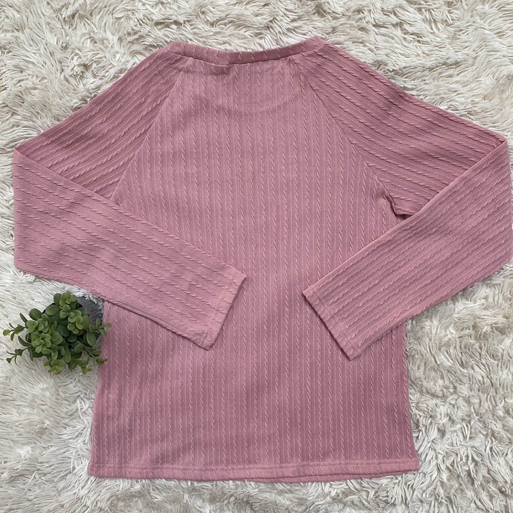 Boutique Cable Pattern Top ๐ Pink - Picture 3 of 11
